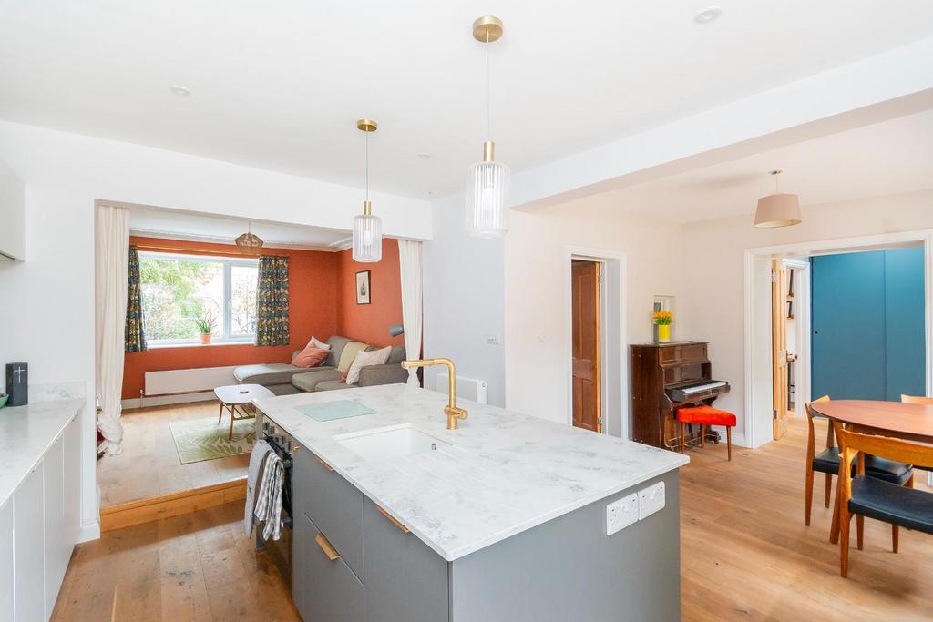 2 AR1 SV - Kitchen D.jpg