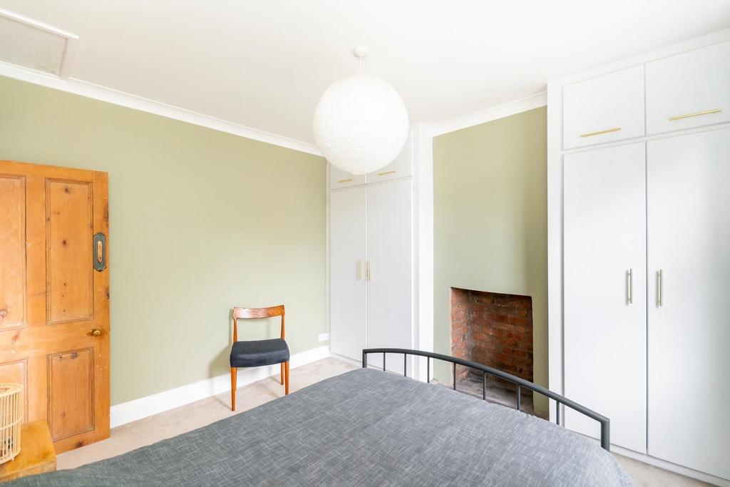 2 AR1 SV - Bedroom C.jpg
