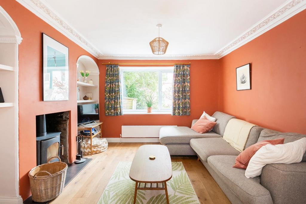 2 AR1 SV - Living Room E.jpg