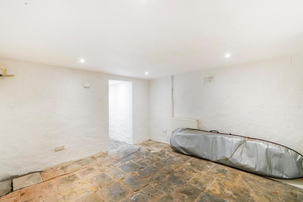 2 AR1 SV - Basement A.jpg