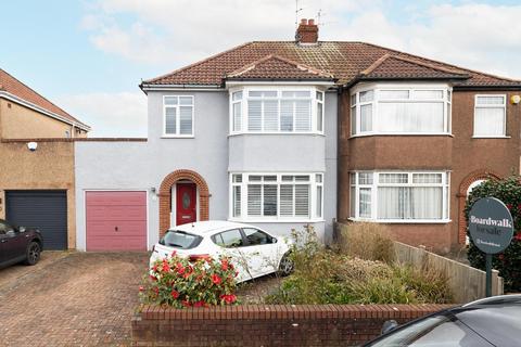 3 bedroom semi-detached house for sale, Fouracre Road, Downend