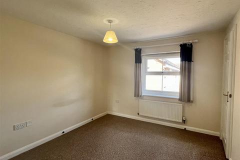 1 bedroom apartment to rent, 20 Rees Close Market WeightonYork