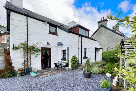 undefined, Trefriw
