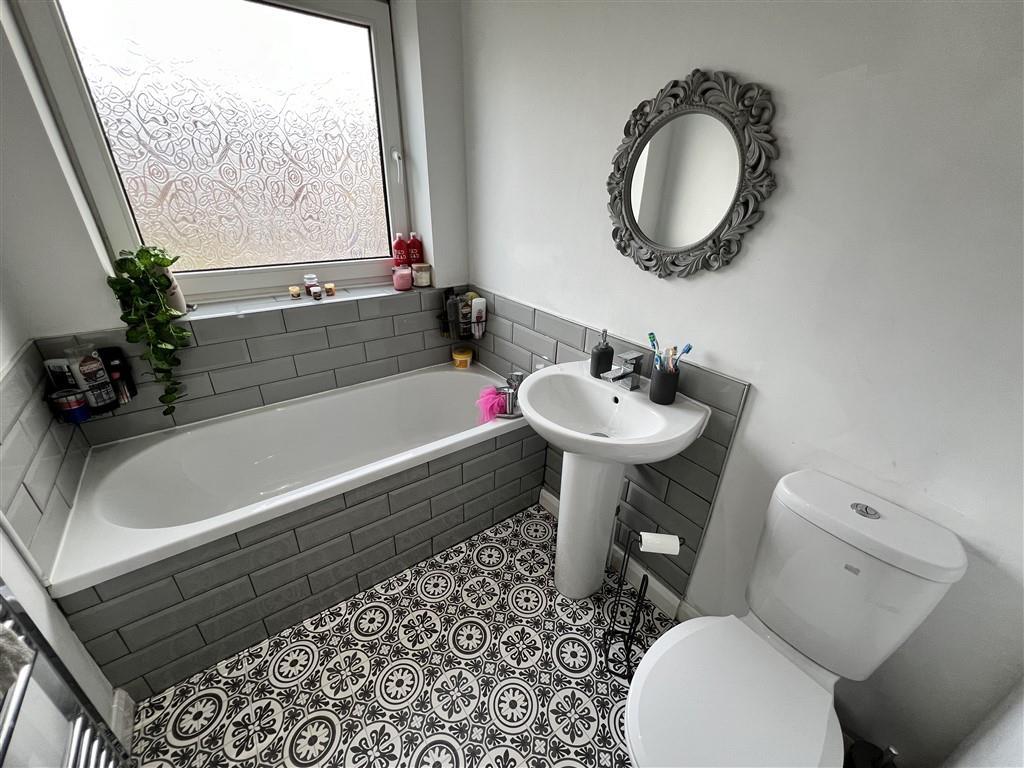 Family bathroom