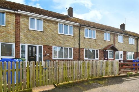 3 bedroom terraced house for sale, St. Martins Road, Thorngumbald, Hull