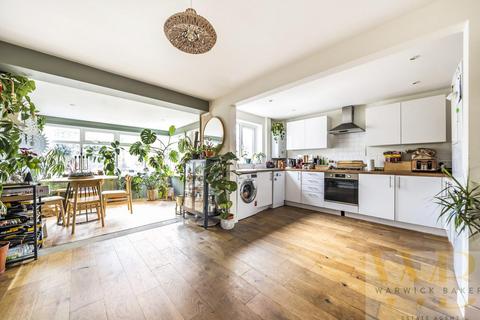 25 Cheal Close, Shoreham-by-sea, BN43 5RQ