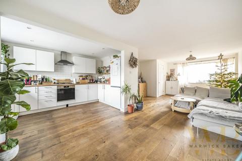 25 Cheal Close, Shoreham-by-sea, BN43 5RQ