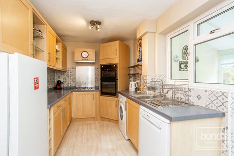 9 Barley Mead, Danbury, Chelmsford, CM3 4RP