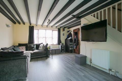 2 bedroom end of terrace house for sale, Harvest Drive, Sindlesham, Wokingham, RG41