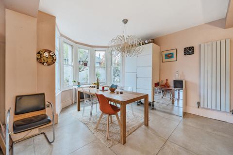 3 bedroom end of terrace house for sale, Hales Road, Cheltenham, GL52