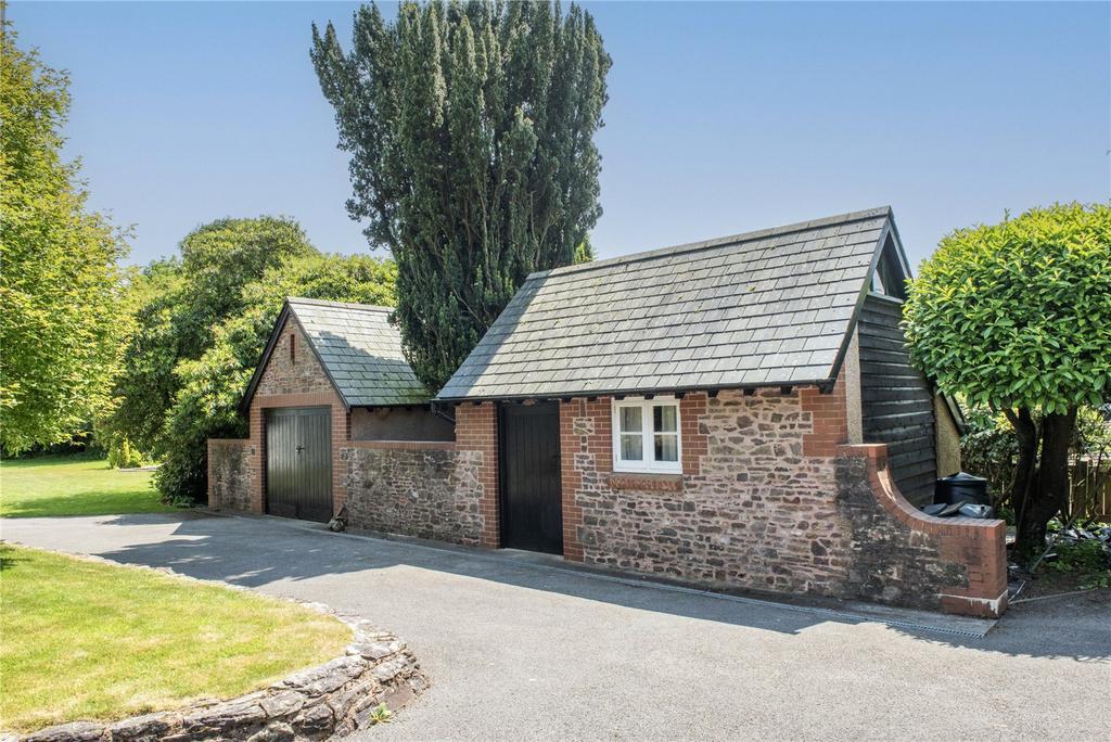 Garage &amp; Workshop