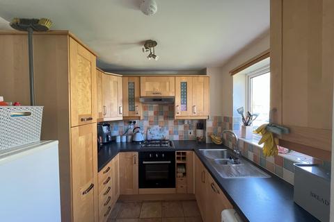 2 bedroom semi-detached house to rent, Forge Close , Caerleon,