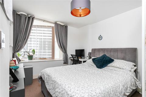 1 bedroom apartment for sale, Lea Bridge Road, London, E5