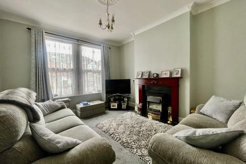 19 Cowick Lane, Exeter, EX2 9HP