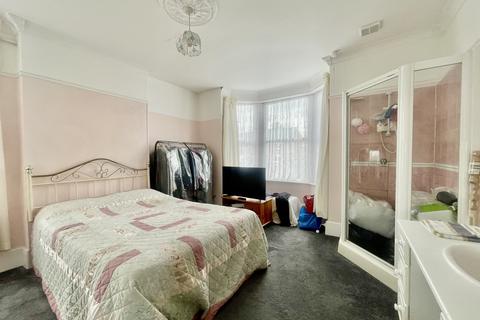 19 Cowick Lane, Exeter, EX2 9HP