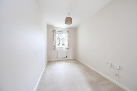 2 bedroom flat for sale, John Clare Close, Oakham