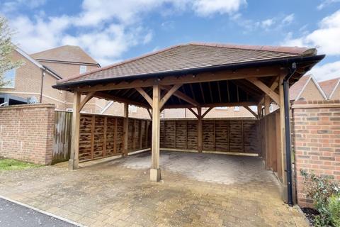 3 Corbel Rise, Chineham, Basingstoke, RG24 8BT