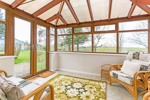 6 bedroom bungalow for sale, Northfield Road, Tring, Hertfordshire, HP23