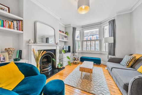 67a Vanderbilt Road, London, SW18 3BG