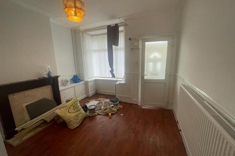 2 bedroom terraced house to rent, Kenelm Road, Birmingham B10