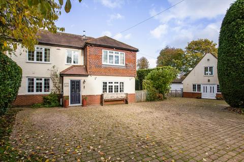 4 bedroom semi-detached house for sale, Rucklers Lane, Kings Langley, Hertfordshire, WD4