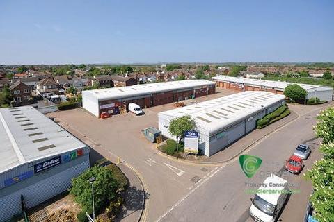 Industrial unit to rent, Aylesbury HP19