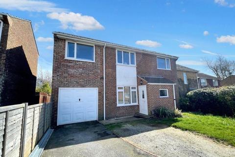 5 bedroom detached house for sale, Turnpike Close, Peacehaven BN10