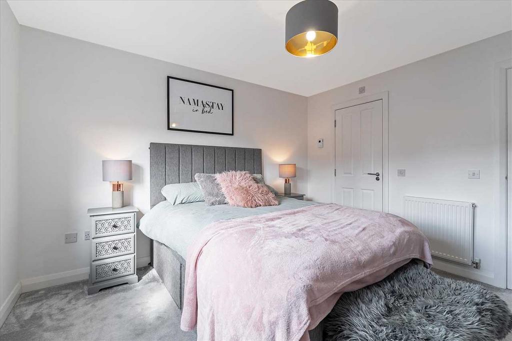 Bedroom One (2)