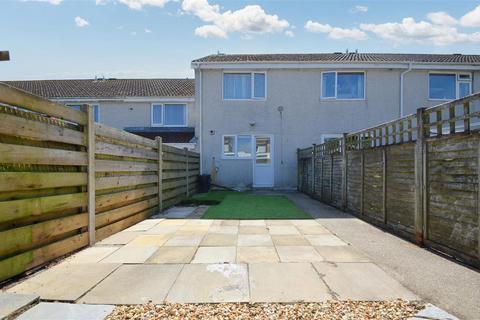 69 Messack Close, Falmouth, TR11 4SH