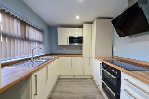 2 bedroom terraced house to rent, Chorley, Chorley PR7