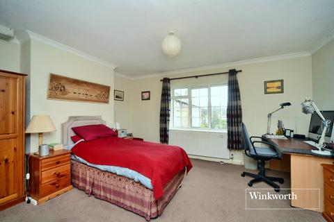 6 Cheam Mansions, Sutton, SM3 8SA