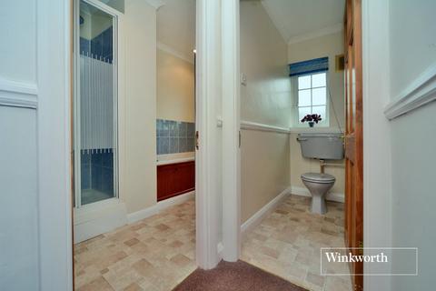 6 Cheam Mansions, Sutton, SM3 8SA