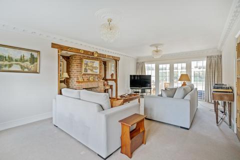 4 bedroom bungalow for sale, Claydon Lane, Chalfont St. Peter, Gerrards Cross, Buckinghamshire, SL9