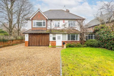 5 bedroom detached house for sale, Vicarage Road, Lingfield, RH7