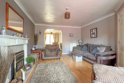 4 bedroom detached house for sale, Edgehill Drive, Newark NG24