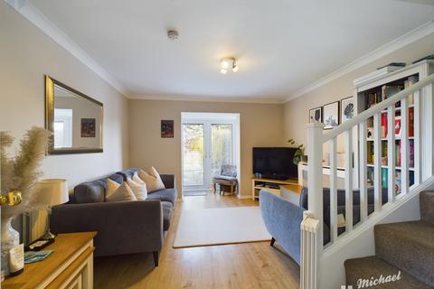 44 Iris Close, Aylesbury, HP21 8YZ