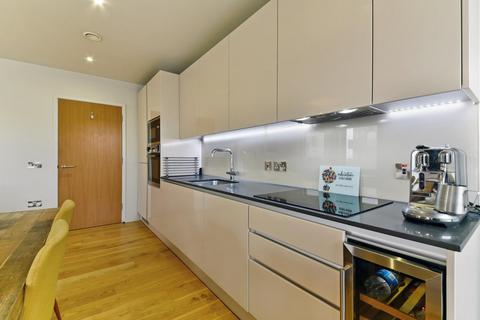 2 bedroom apartment for sale, Isambard Court, Paddlers Avenue, TW8