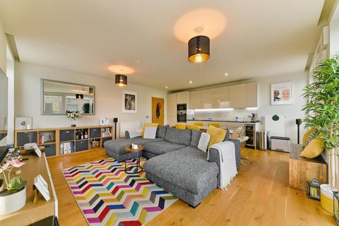 undefined, Isambard Court, Paddlers Avenue, TW8