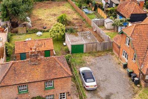 2 bedroom detached house for sale, Fiddlers Hamlet, Epping, Essex, CM16