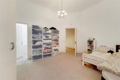 3 bedroom apartment to rent, Grange Road, London, W5