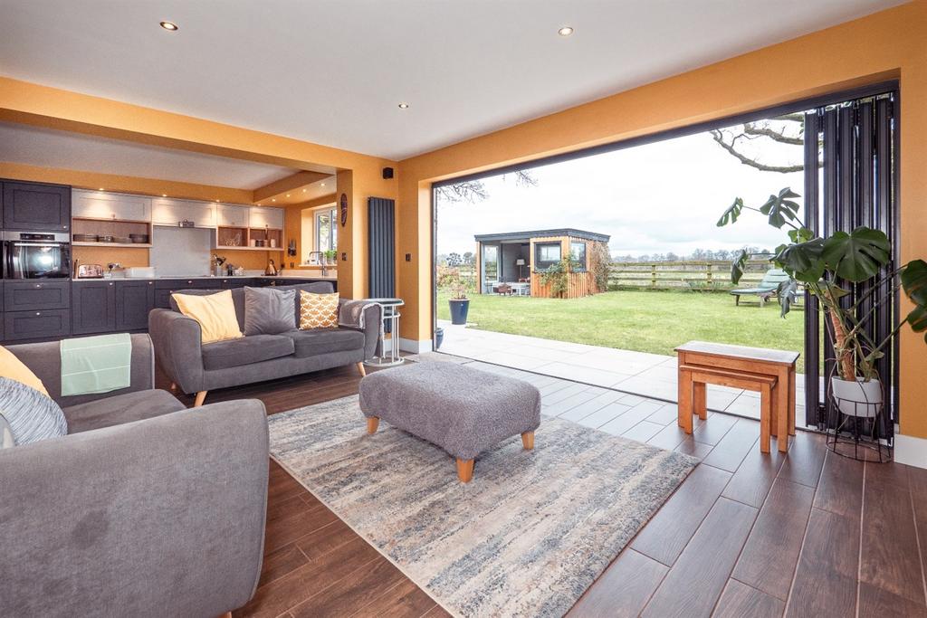 Open Plan Living Din