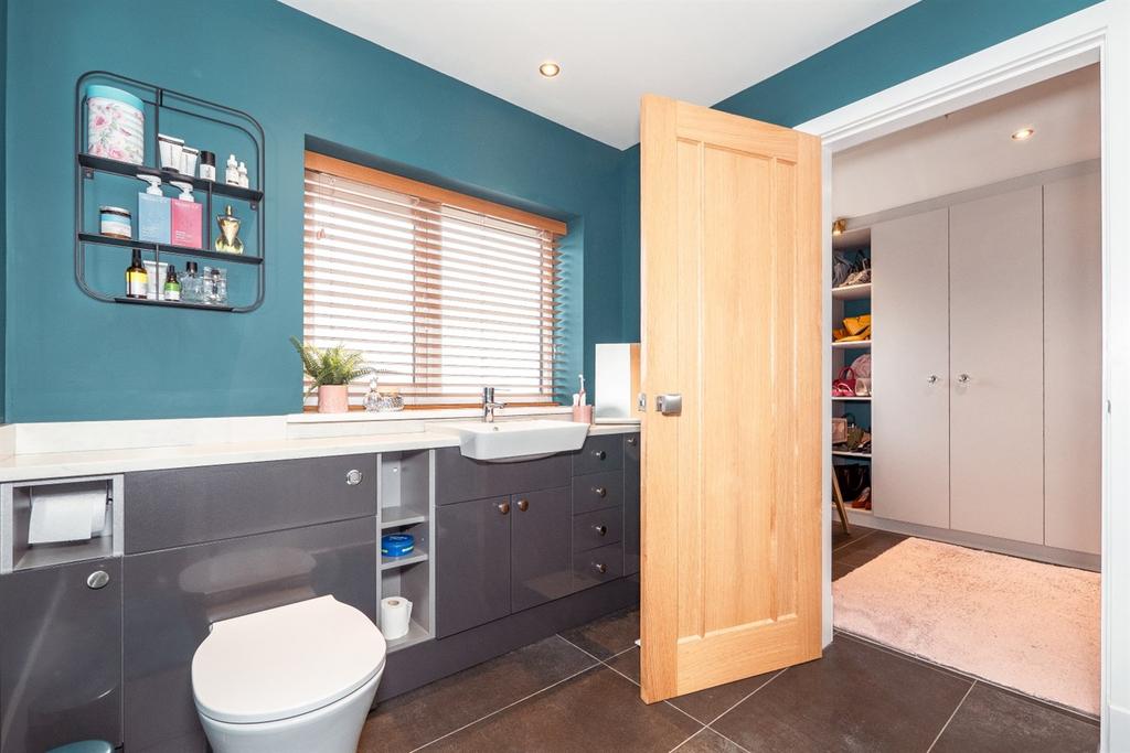 En-Suite Shower Room