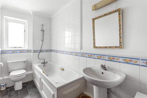 5 Park Hall Road, Reigate, RH2 9LH
