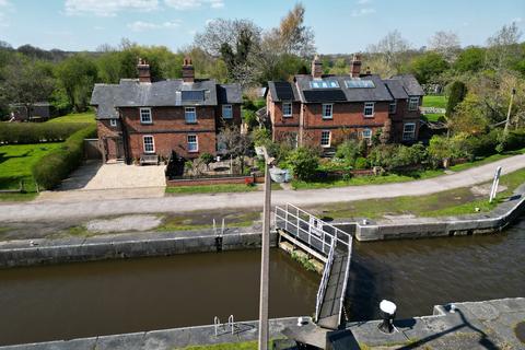 3 Dutton Locks, Acton Bridge, Northwich, CW8 3QQ