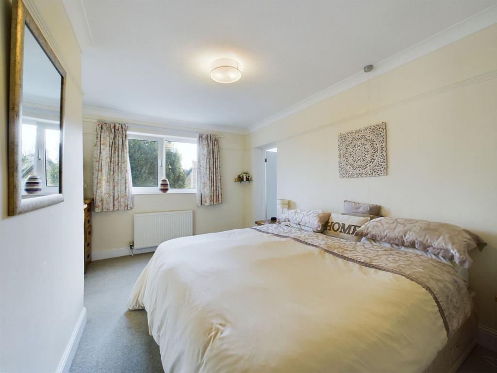 Principal bedroom