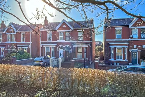 2 bedroom semi-detached house for sale, Olive Grove, Southport PR8