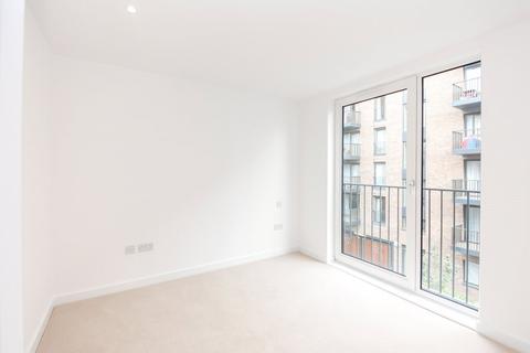 2 bedroom apartment for sale, Whiting Way, Surrey Quays, SE16