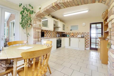 3 bedroom detached bungalow for sale, Mill Lane, Scholar Green