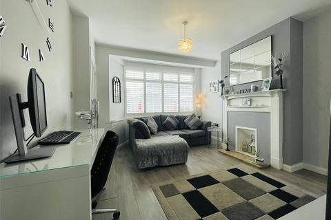 2 bedroom terraced house for sale, Tyrrell Avenue, Welling, Kent, DA16