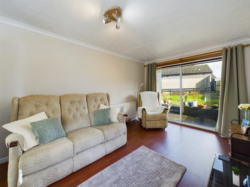 Loudon Gardens, Johnstone PA5 1 bed bungalow £85,000